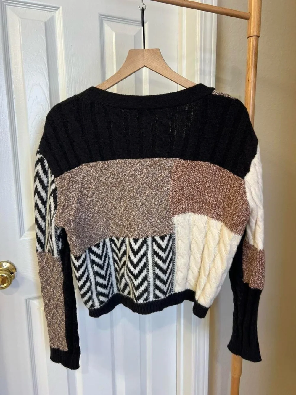 NVLT Black Patchwork Cable-Knit V-Neck Cardigan with Cream & Brown Panels